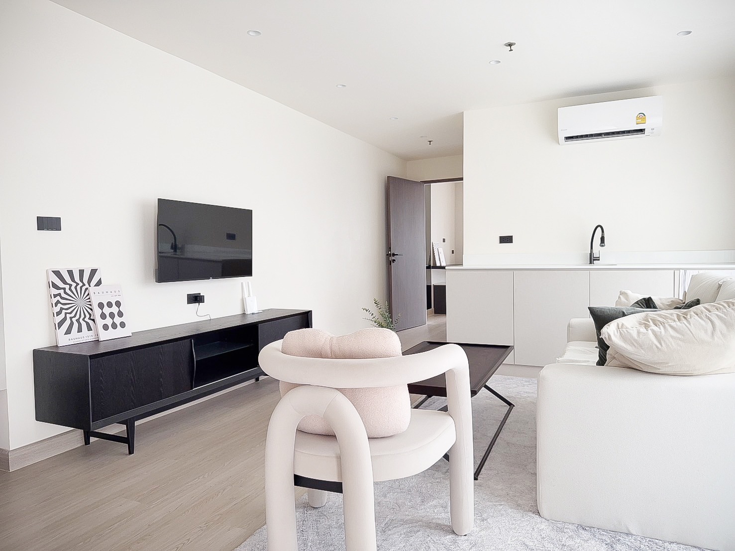 Sukhumvit Suites - 1 bed